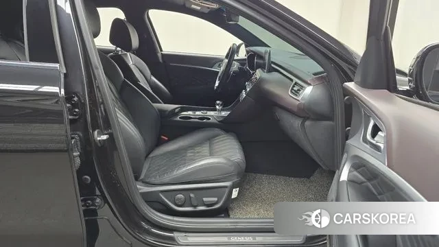 Genesis G70 2019 Черный из Кореи, фото 2