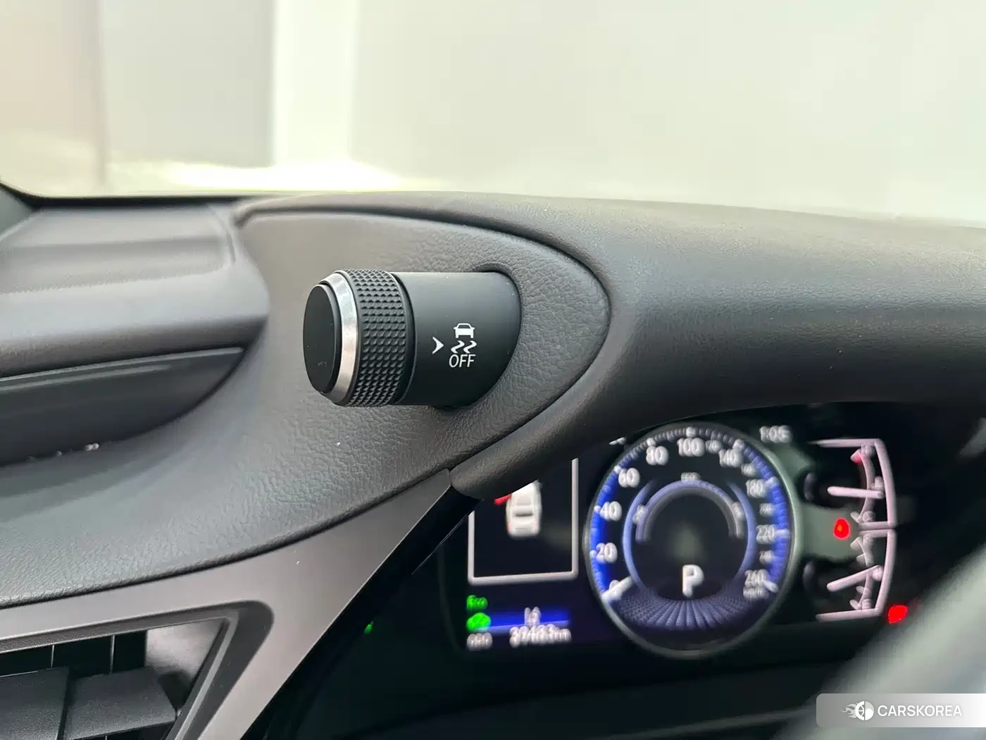 Lexus ES 2023 Silver/gray из Китая, фото 2