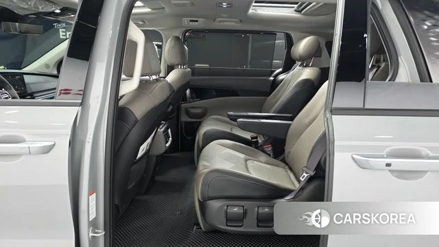 Kia The New Carnival 4th Generation 2024 Серый из Кореи, фото 2