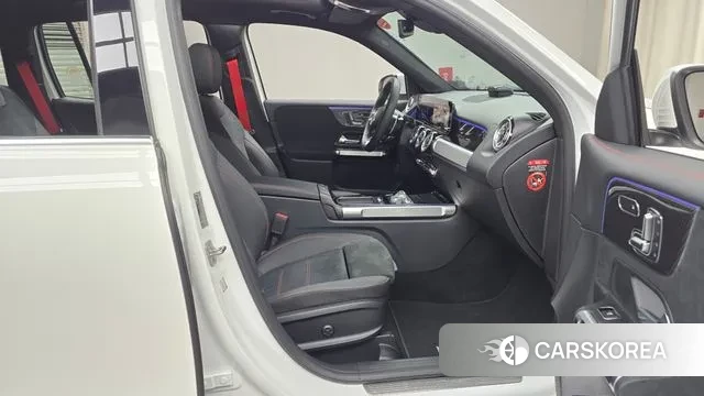 Mercedes-Benz GLB-Class X247 2025 Белый из Кореи, фото 2