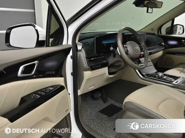 Kia Carnival 4th generation 2022 Белый из Кореи, фото 2