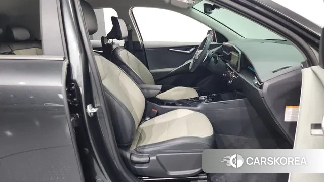 Kia Di Ol Nu Niro 2024 Серый из Кореи, фото 2