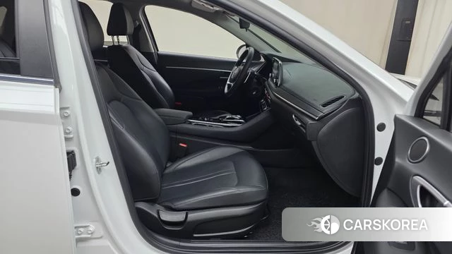 Hyundai Sonata (DN8) 2022 Белый из Кореи, фото 2