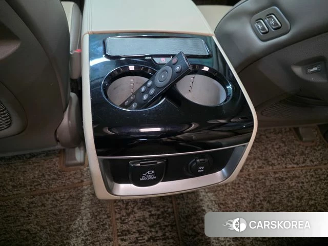 Kia Carnival 4th generation 2023 Черный из Кореи, фото 2