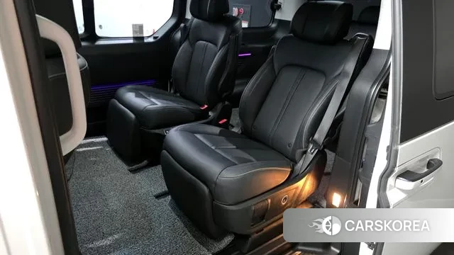 Hyundai Staria 2024 Белый из Кореи, фото 2