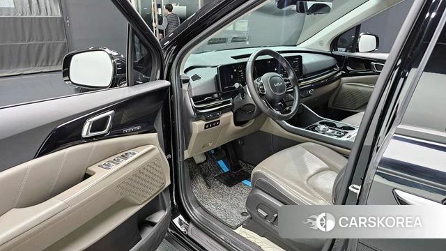 Kia The New Carnival 4th Generation 2023 Черный из Кореи, фото 2