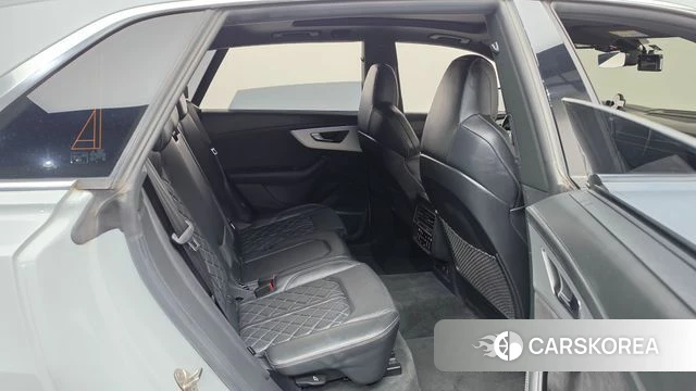 Audi Q8 (4M) 2021 Белый из Кореи, фото 2