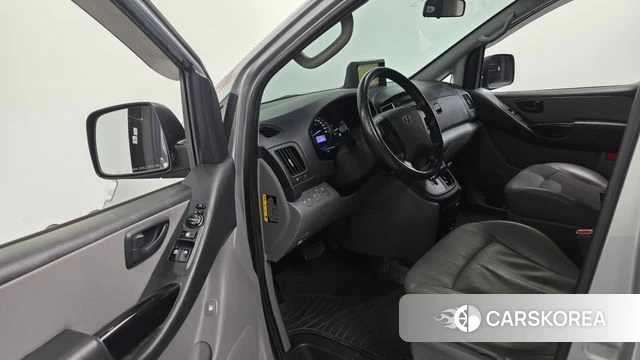 Hyundai The New Grand Starex 2019 Серебряный из Кореи, фото 2