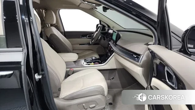Kia Carnival 4th generation 2023 Черный из Кореи, фото 2