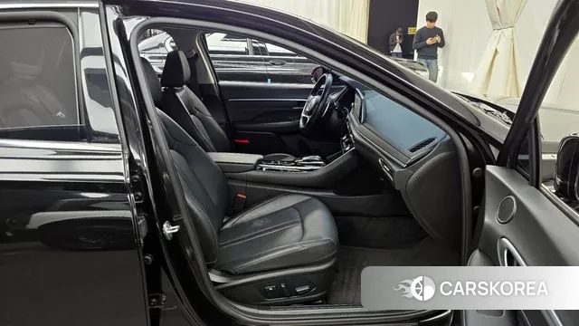 Hyundai Sonata (DN8) 2021 Черный из Кореи, фото 2