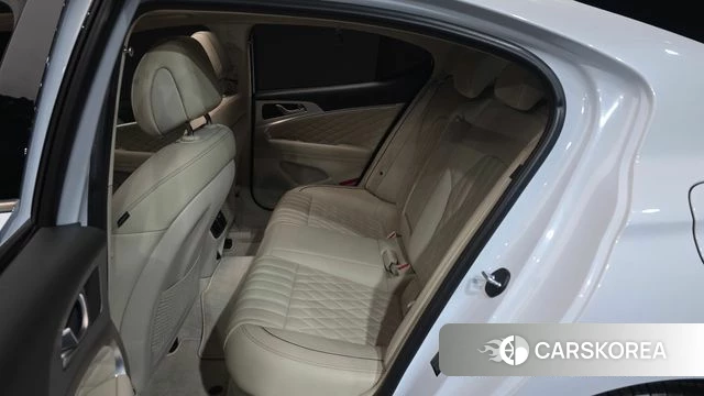 Genesis G70 2018 Белый из Кореи, фото 2