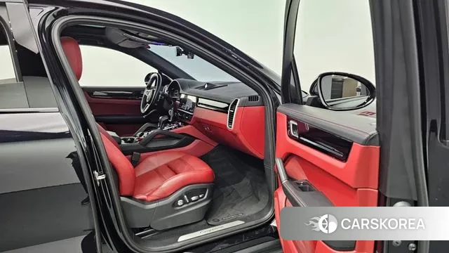 Porsche Cayenne (PO536) 2020 Черный из Кореи, фото 2