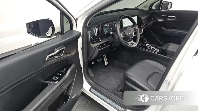 Kia Sportage 5th Generation 2023 Белый из Кореи, фото 2