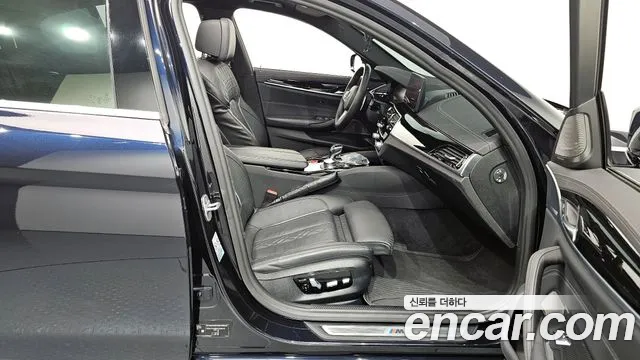 BMW 5 Series (G30) 2020 Черный из Кореи, фото 2