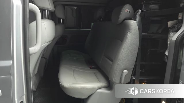 Hyundai The New Grand Starex 2021 Серебряный из Кореи, фото 2