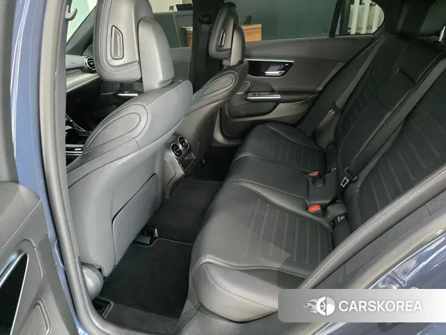 Mercedes-Benz C-Class W206 2024 Синий из Кореи, фото 2