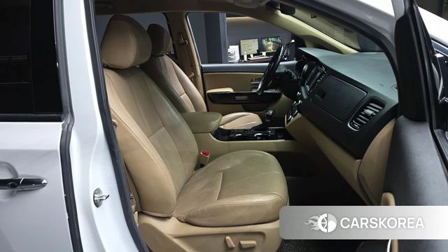 Kia The New Carnival 2018 Белый из Кореи, фото 2