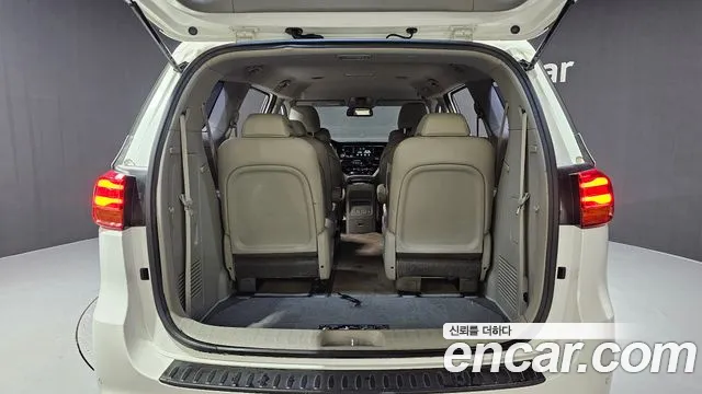 Kia The New Carnival 2018 Белый из Кореи, фото 2