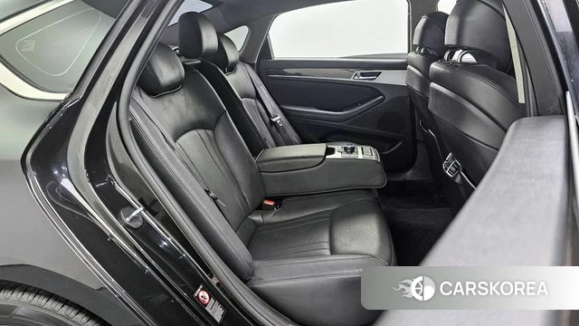 Genesis G80 2018 Черный из Кореи, фото 2