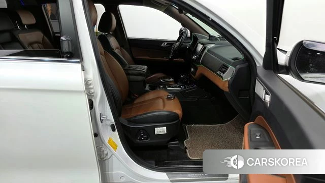 Ssangyong Rexton Sports 2019 Белый из Кореи, фото 2