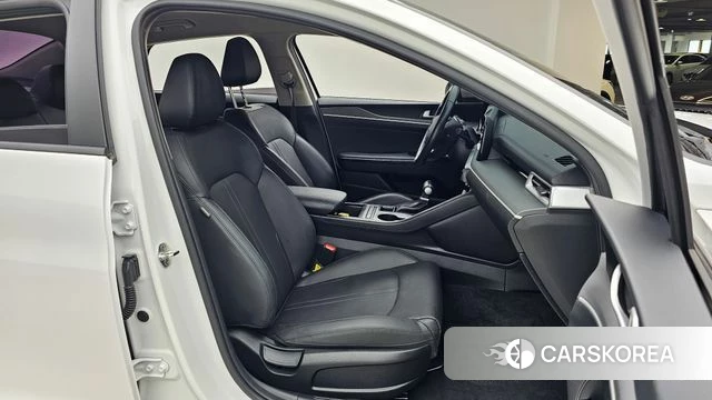 Kia K5 3rd generation 2020 Белый из Кореи, фото 2