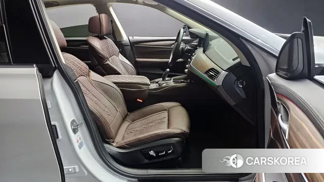 BMW 6 Series GT (G32) 2022 Белый из Кореи, фото 2