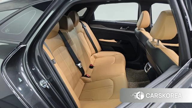 Kia K5 3rd generation 2023 Серый из Кореи, фото 2