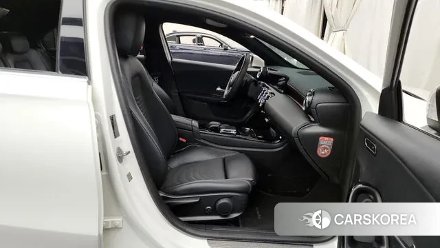 Mercedes-Benz A-Class W177 2020 Белый из Кореи, фото 2