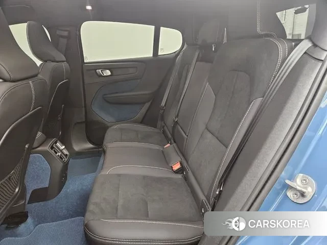 Volvo C40 Richards 2024 Синий из Кореи, фото 2