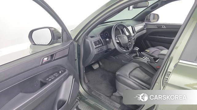 Ssangyong The New Rexton Sports Cannes 2023 Темно-зеленый из Кореи, фото 2