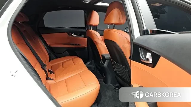 Kia The New K3 2nd generation 2024 Белый из Кореи, фото 2