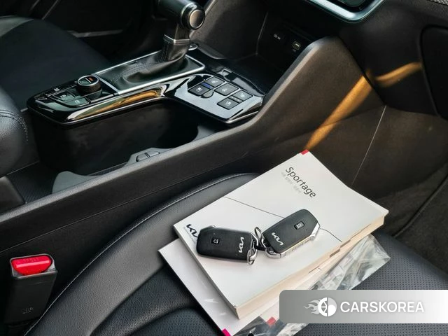 Kia Sportage 5th Generation 2022 Белый из Кореи, фото 2