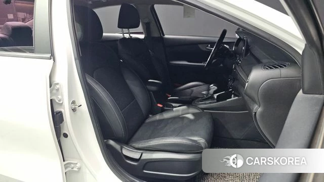 Kia Come New K3 2019 Белый из Кореи, фото 2