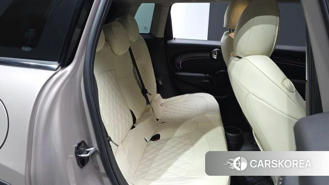 Mini Cooper 2023 Песочный из Кореи, фото 2