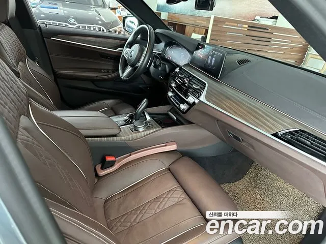 BMW 5 Series (G30) id 2719315 из Кореи 2