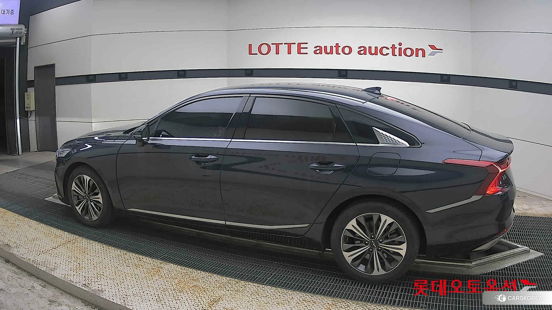 Kia K8 2022 Gravity Blue из Кореи, фото 2