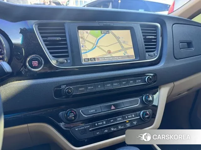 Kia The New Carnival 2019 Черный из Кореи, фото 2