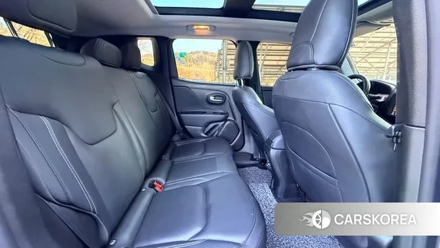 Jeep Renegade 2021 Серебристо-серый из Кореи, фото 2