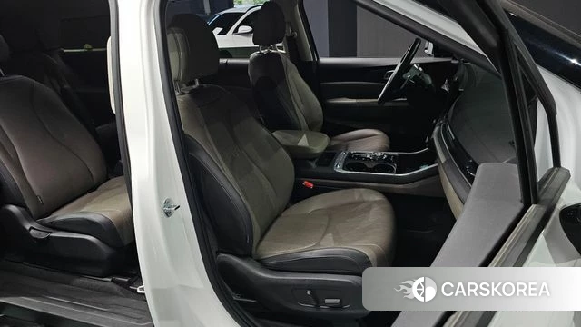 Kia The New Carnival 4th Generation 2023 Белый из Кореи, фото 2