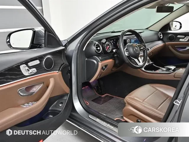 Mercedes-Benz E-Class W213 2018 Серый из Кореи, фото 2
