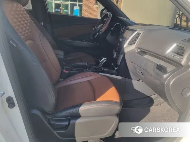 Ssangyong Tivoli Armor 2018 Белый из Кореи, фото 2