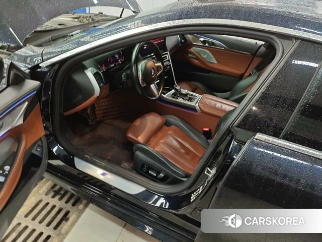 BMW 8 series 2024 Черный из Китая, фото 2