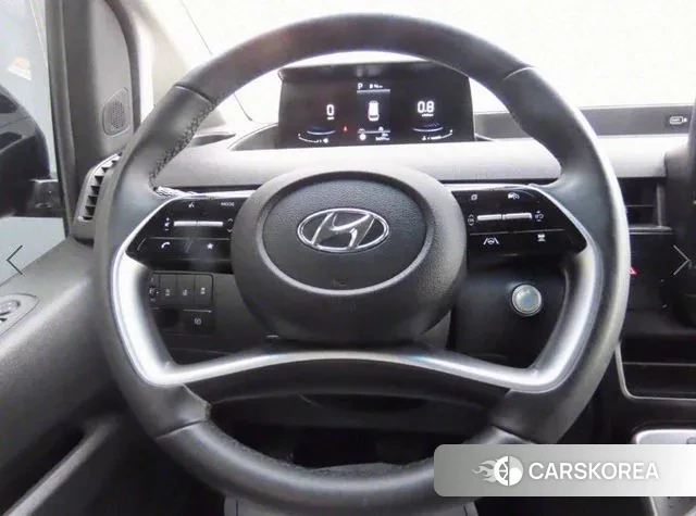 Hyundai Staria 2023 Черный из Кореи, фото 2