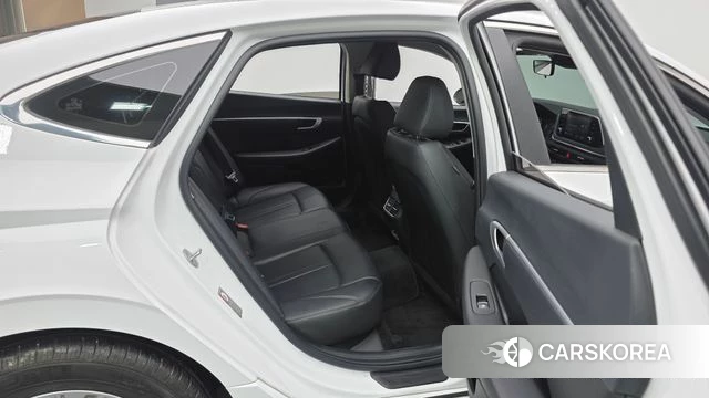 Hyundai Sonata (DN8) 2022 Белый из Кореи, фото 2