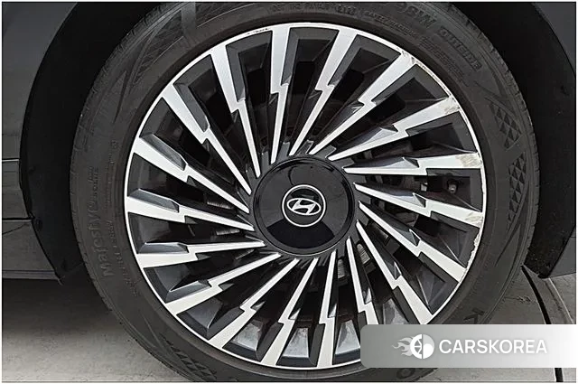 Hyundai Grandeur (GN7) 2023 Черный из Кореи, фото 2