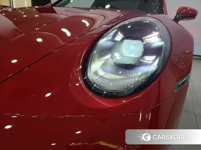 Porsche 911(992) 2022 Красный из Кореи, фото 2