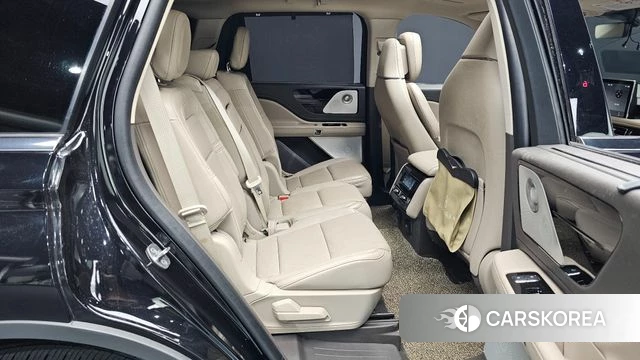 Lincoln Aviator 2nd generation 2021 Черный из Кореи, фото 2