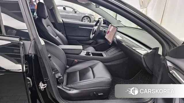 Tesla Model 3 2022 Черный из Кореи, фото 2