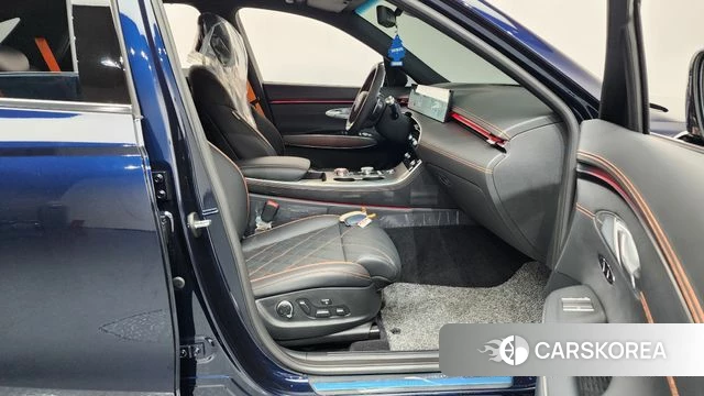 Genesis GV70 2025 Синий из Кореи, фото 2