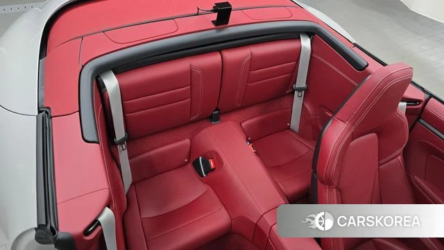 Porsche 911(992) 2025 Серебристо-серый из Кореи, фото 2